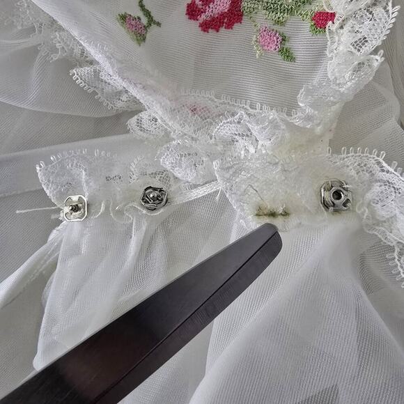 Miss Elaine VTG Ivory Sheer Floral Embroidered Gown Robe Set M Peignoir Negligee - Picture 16 of 16